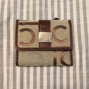 Liz Claiborne Wallet - image 1